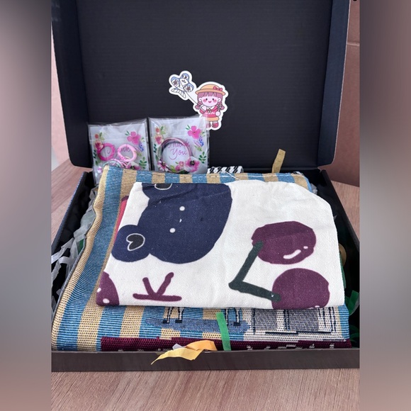 Handmade bundle Canvas Tote Bag for Mom and kids - Picture 4 of 10